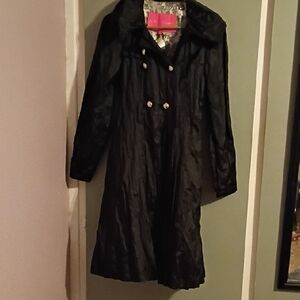 Betsey Johnson Black Trench Coat with Double-Breasted Design#BetsyJohnson
